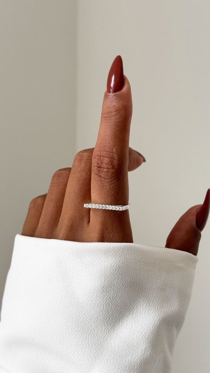 Anel Quadrado com Zirconia em Semi Joia Banhado á PRATA