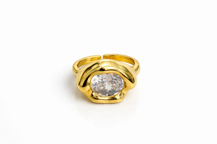 Anel Ajustável Orgânico com Zircônia Central Folheado a Ouro 18K ou Prata – Design Moderno