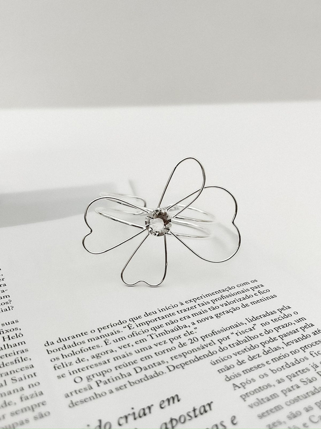 Bracelete flor fio Semi jóia