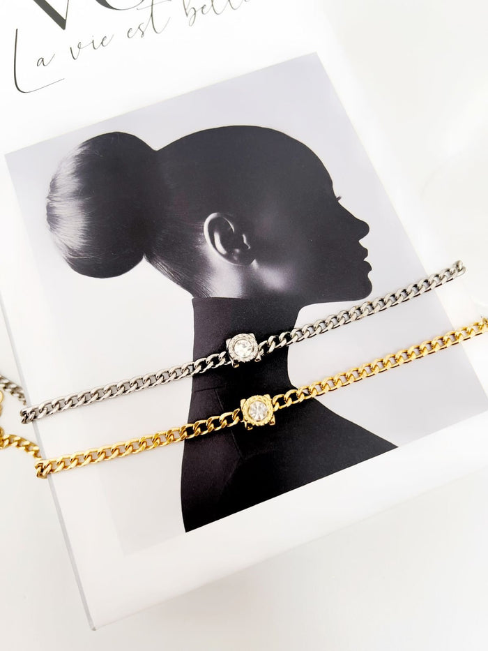 Colar choker ponto de luz semi joia