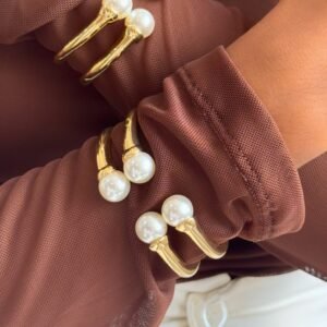 Bracelete Pérola Clássica com Abertura Frontal Folheado a Ouro 18K ou Prata - Imagem 1