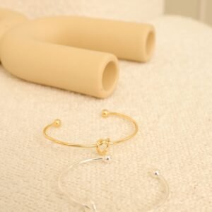 Bracelete Nó Da Sorte em Semi Joia