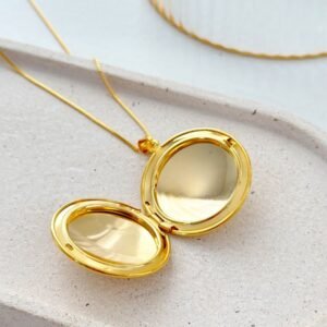 Colar Medalha Gold em Semi Joia Banhado á OURO - Imagem 3